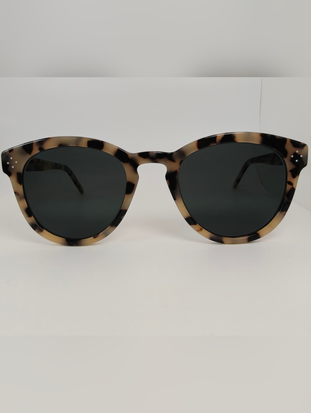 Augustine. Tortoiseshell Round Sunglasses with Dark Lenses.